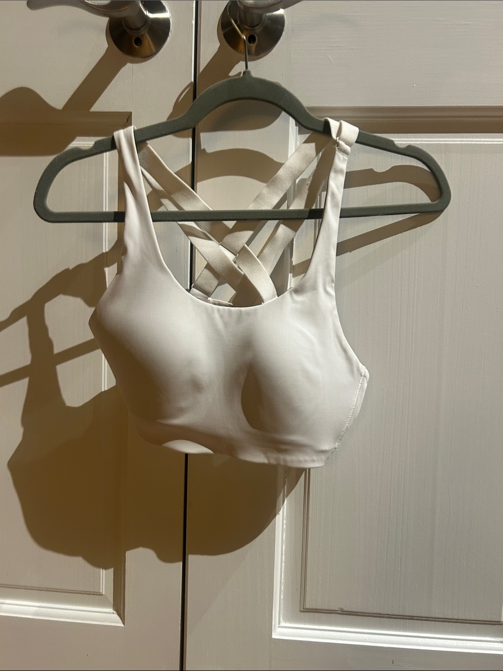lululemon athletica White Strappy Crisscross Sports Bra 34B